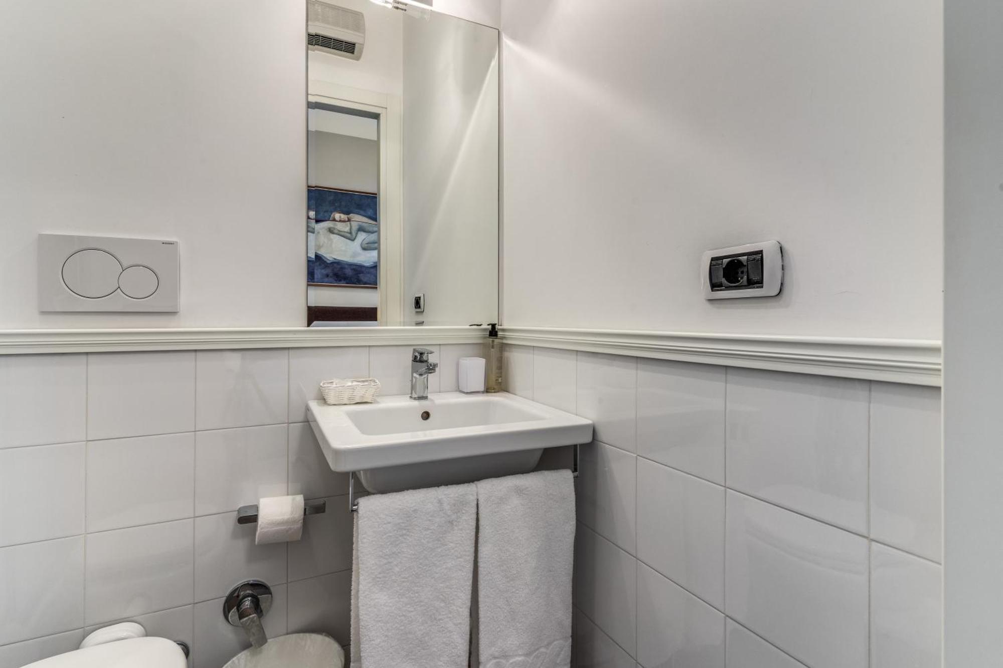 Guest House Cavour 278 Rome Bagian luar foto